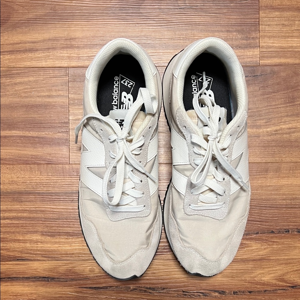 New Balance Sneakers size 10 women’s